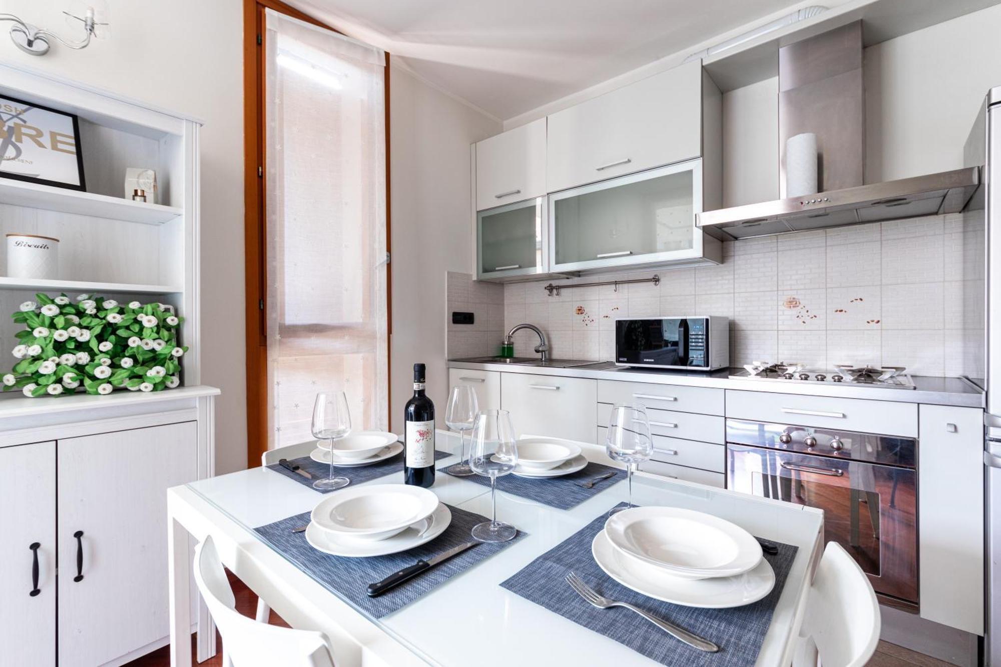 Appartamento Caterina A 5 Minuti Da Milano Fiere E San Siro Con Wifi-Netflix-Free Parking Экстерьер фото